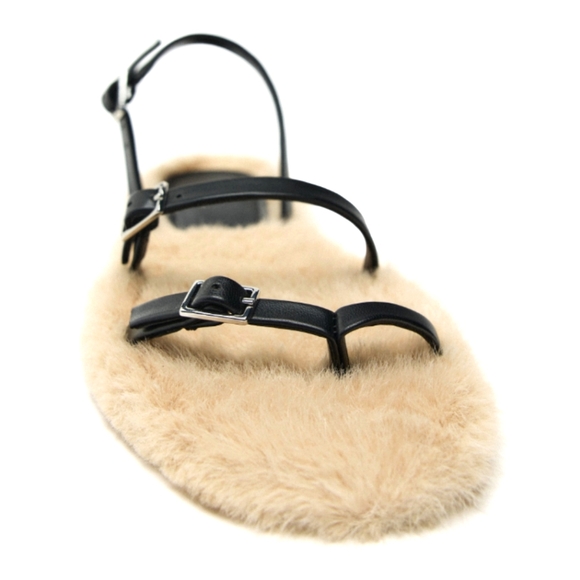 Zara FLAT Faux FUR Sandals - Picture 8 of 9